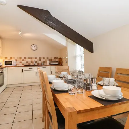 Wansfell Loft דירה